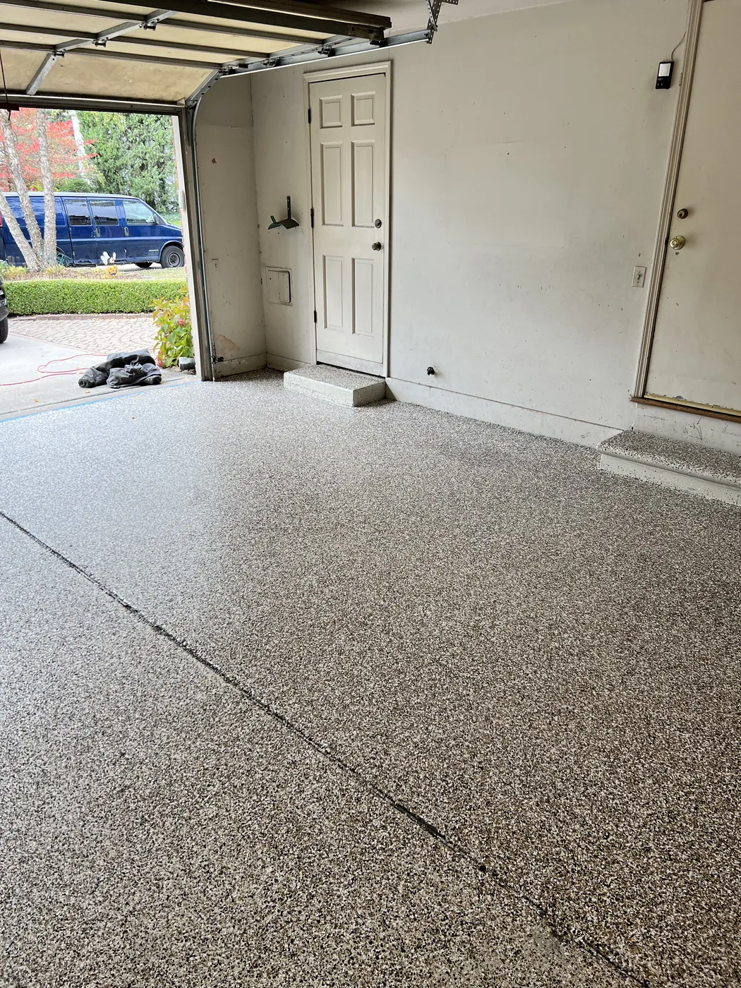 Finished flake garage floor